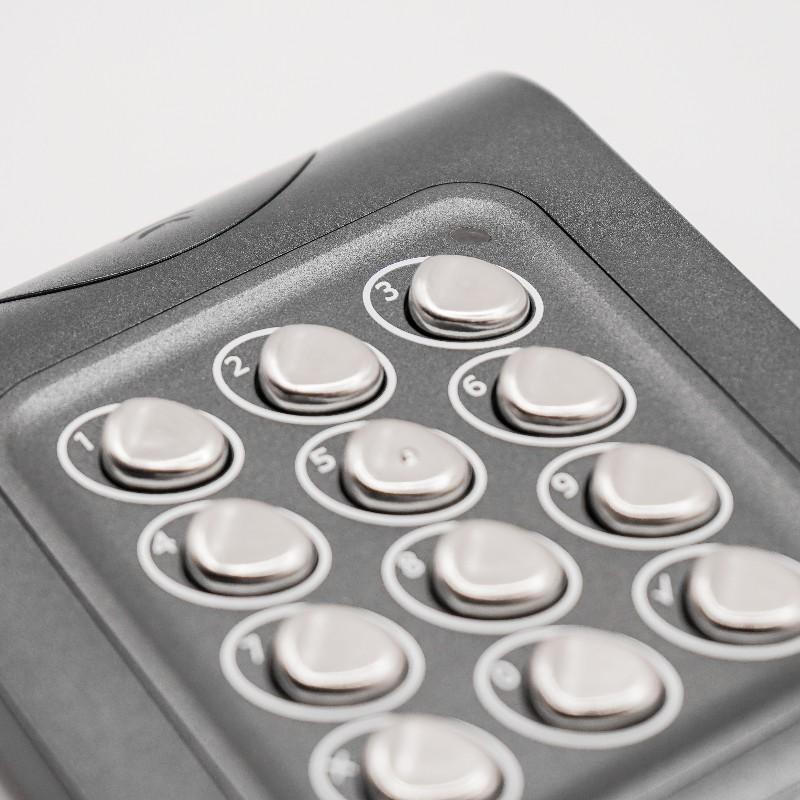 Act 5e Keyad And Proximity Reader - Close Up Of The Buttons