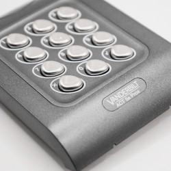 Act 5e Keyad And Proximity Reader Close Up
